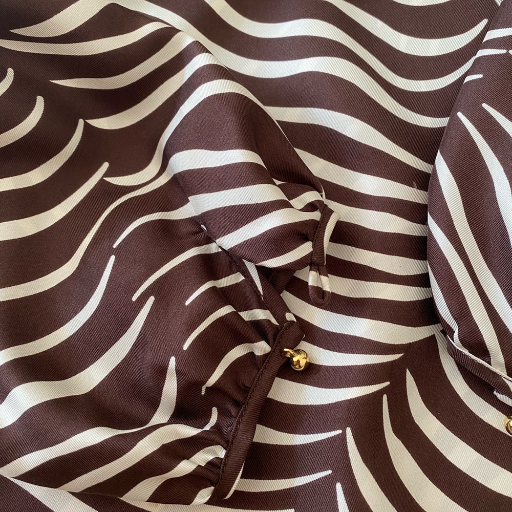 Elizabeth McKay silk blouse - Picture 5 of 7